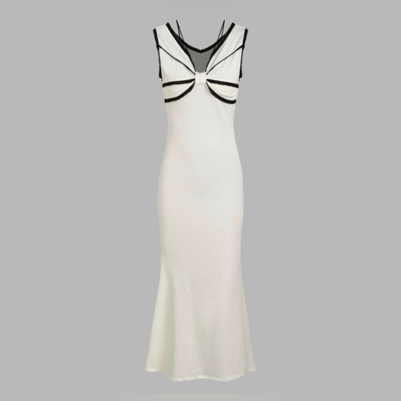 Cider Contrast Trim V-Neck Midi Dress – Size M - Picture 1 of 5